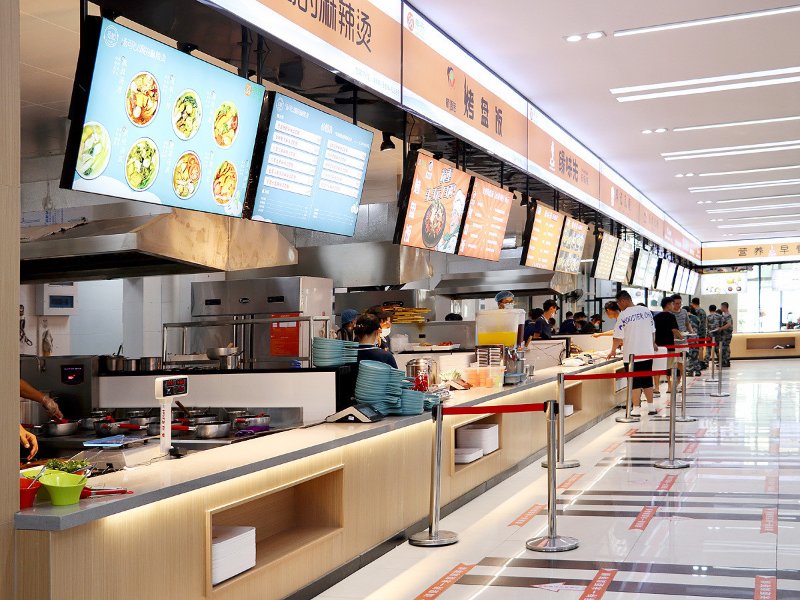 萬事(shì)利攜手TCL，給您溫暖的(de)食堂